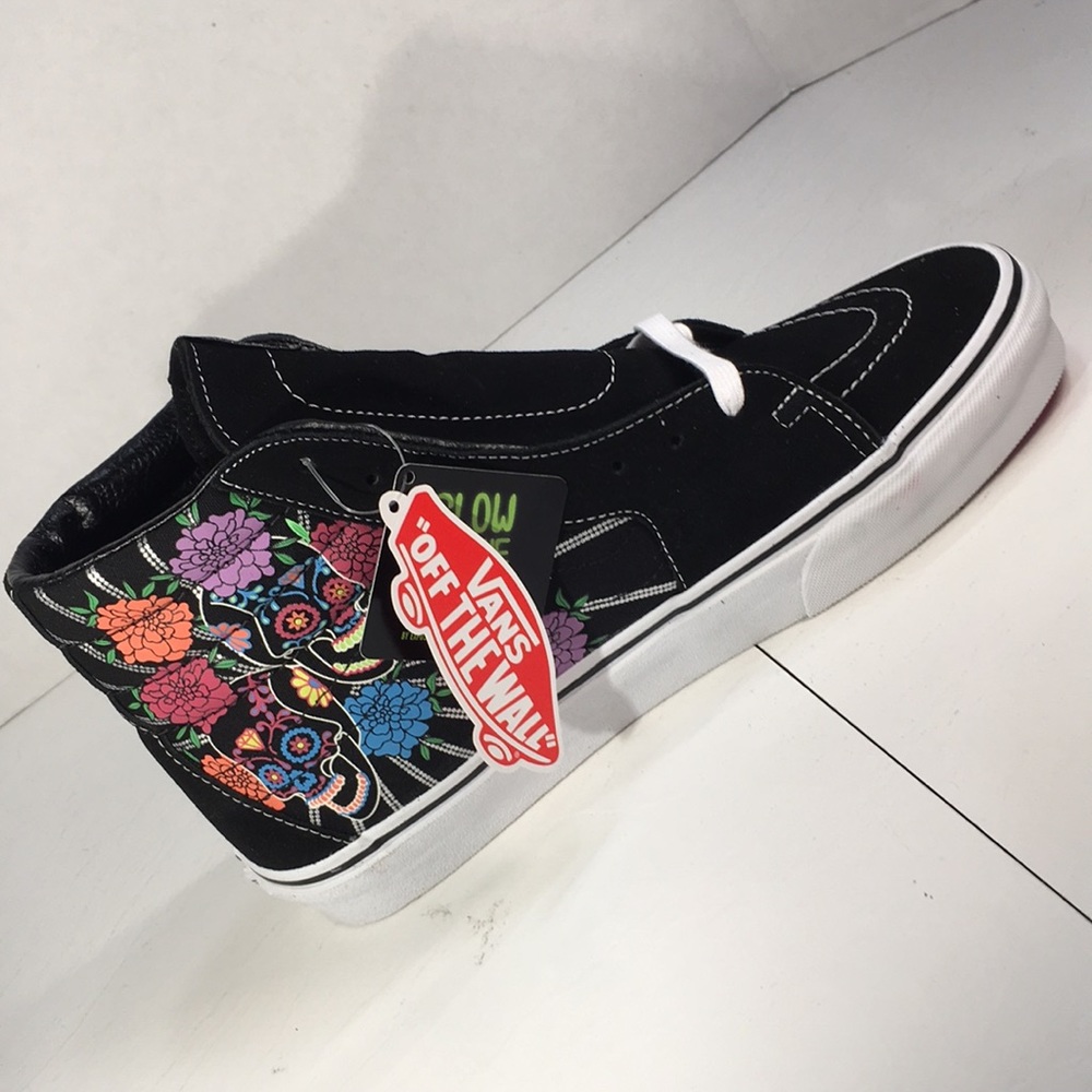 Vans Black Floral Skull High-Top Sneakers - Picture 2 of 10